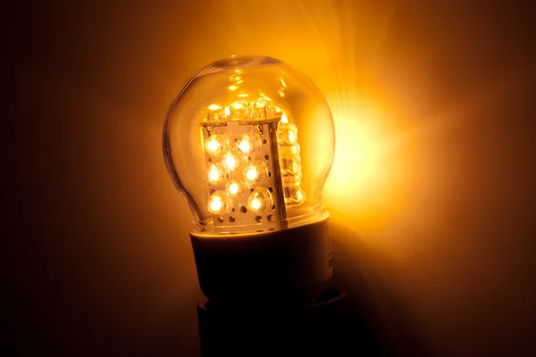 Luz de bombilla led — Foto de Stock
