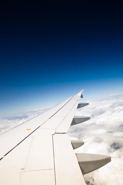 Wing of airplane with copy-space — Stock Photo, Image