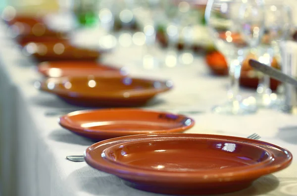 Plates on the table — Stock Photo, Image