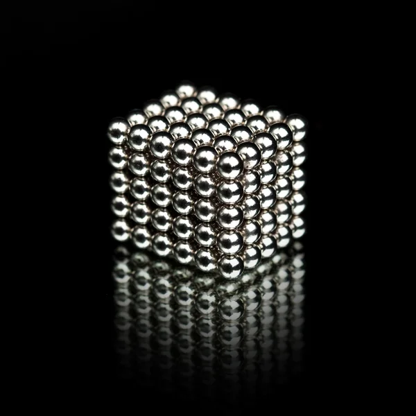 Esferas de metal cubo — Fotografia de Stock