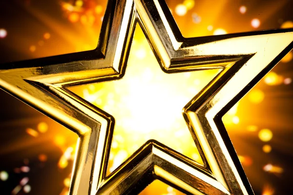 Estrella de oro brillante — Foto de Stock