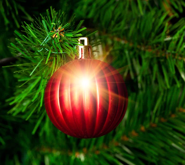 Christmas ornament bal met glanzende schittering — Stockfoto