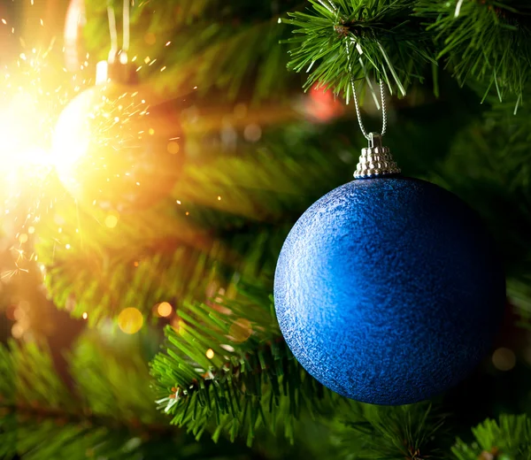 Decoración de Navidad con brillo brillante — Foto de Stock