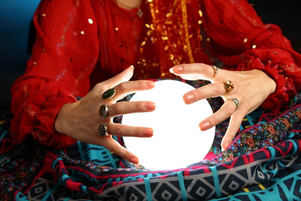 Fortune-teller's hands — Stock Photo, Image