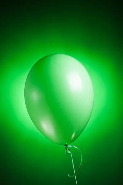 Palloncino verde festivo — Foto Stock