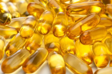 Omega-3 balık yağı kapsülleri şişko