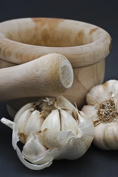 Garlic mortar and pestle. — Stock Photo, Image