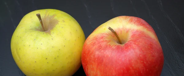 Two Ripe Apples Black — Stock Photo, Image