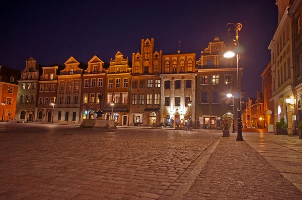 Stary rynek nocą w Poznaniu — Zdjęcie stockowe