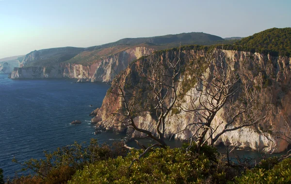 Kusten med cliff i ön zakynthos — Stockfoto