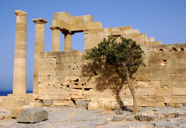 Eski lindos Akropolis tapınağında — Stok fotoğraf
