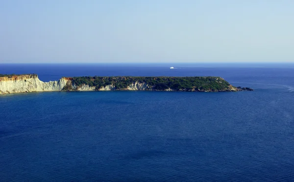 Rock kıyısında zakynthos Island — Stok fotoğraf
