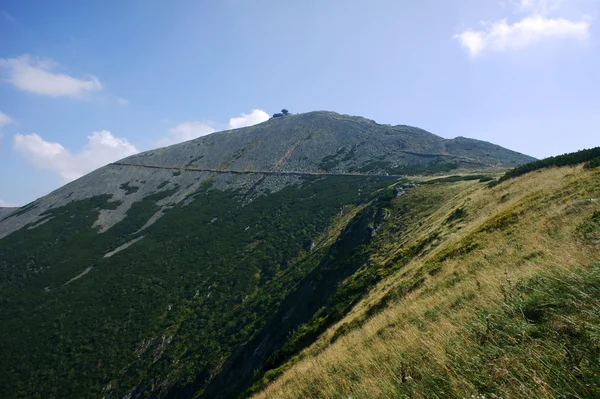 Puncak di pegunungan Karkonosze — Stok Foto