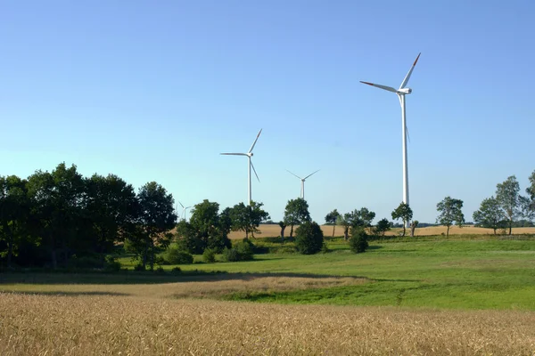 Turbines dans le parc éolien — Photo