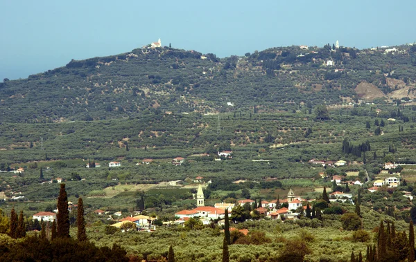 Byn i bergen på ön Zakynthos — Stockfoto