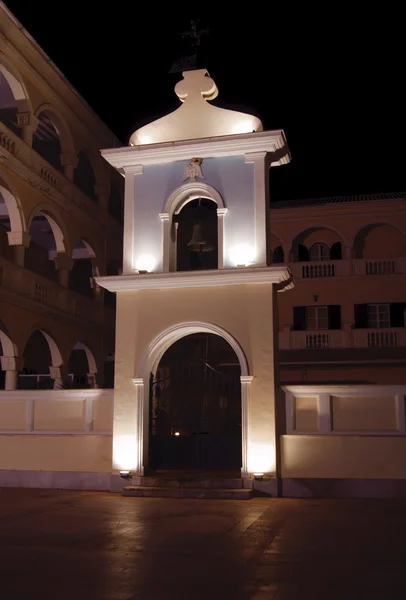 夜のアギオス丘教会 — ストック写真