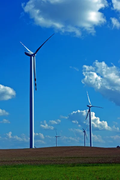 Turbines in wind farm — Stock Photo, Image