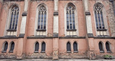 Gotik kilise penceresinde
