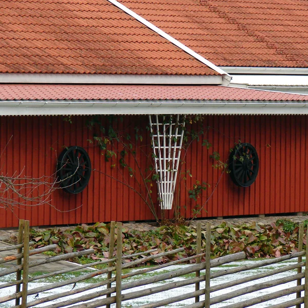 传统红瑞典房子 — 图库照片