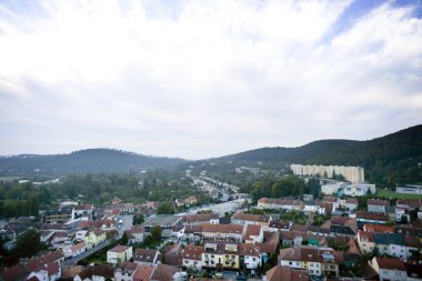 kavşak, yol, son derece detaylı hava şehir manzaralı evler,