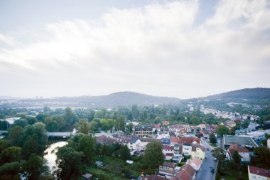 kavşak, yol, son derece detaylı hava şehir manzaralı evler,