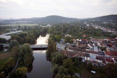 kavşak, yol, son derece detaylı hava şehir manzaralı evler,