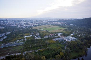 kavşak, yol, son derece detaylı hava şehir manzaralı evler