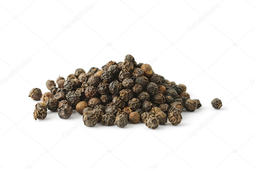 Pile of whole aromatic peppercorn