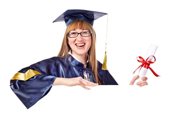 Studente sorridente laureato in possesso di un segno vuoto — Foto Stock