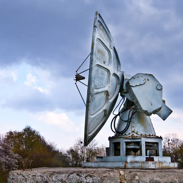 Стара військова радар — стокове фото