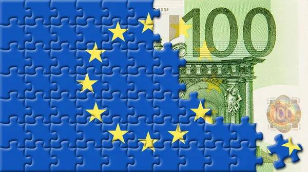 Bandeira da Europa Unida acima de 100 euros — Fotografia de Stock