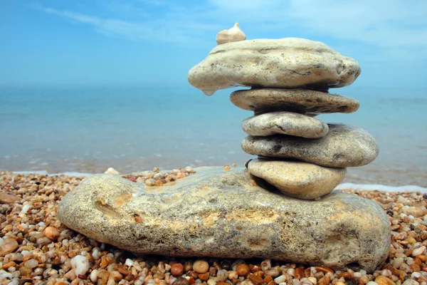 Balanced stones — Stock Photo, Image