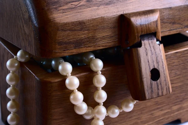 stock image Casket with pearl beads