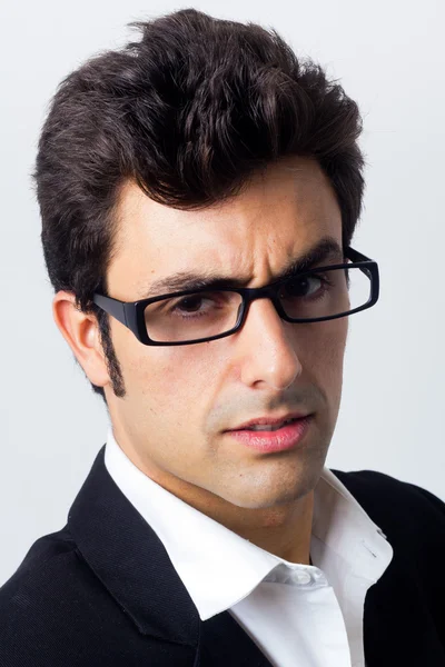 Expresivní podnikatel v černém obleku a brýle — Stock fotografie