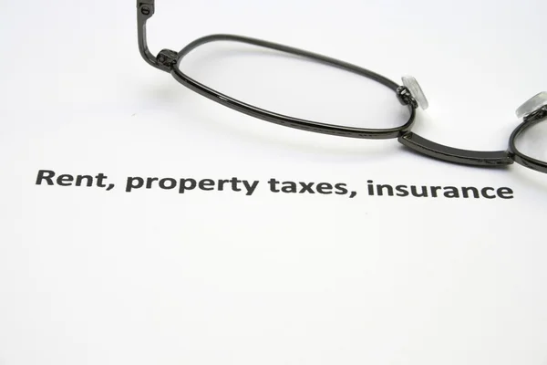 Rent property and taxes — 图库照片