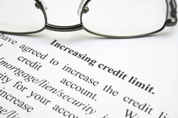 Verhoging van de kredietlimiet — Stockfoto