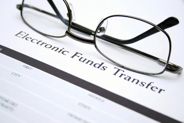 Electronic funds transfer — Stock Photo, Image