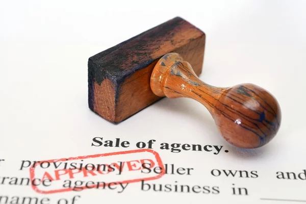 Sale of agency form — Stock Photo, Image