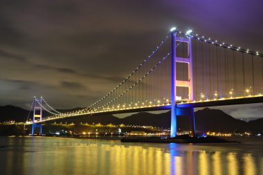 Hong Kong 'da Tsing Ma Köprüsü