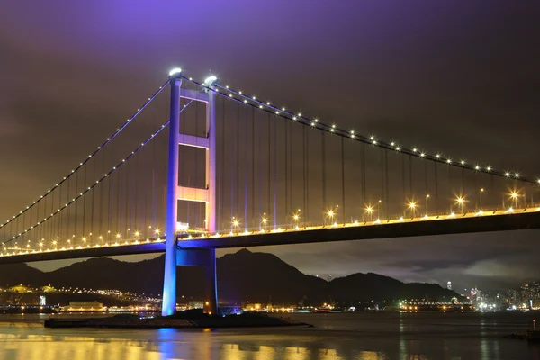 Escena nocturna del puente Tsing Ma — Foto de Stock