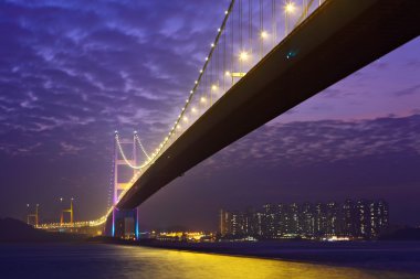 Hong Kong 'da Tsing Ma Köprüsü