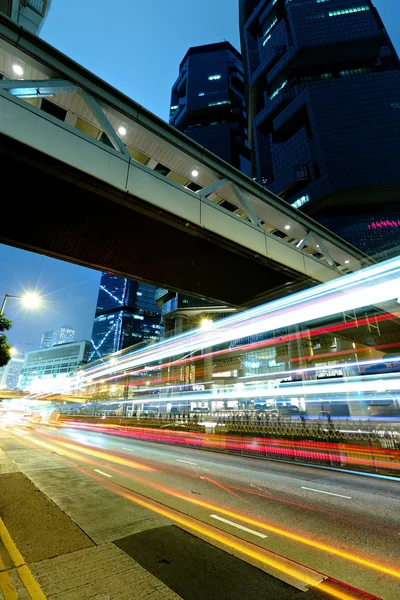 Hong kong gece trafik ile — Stok fotoğraf