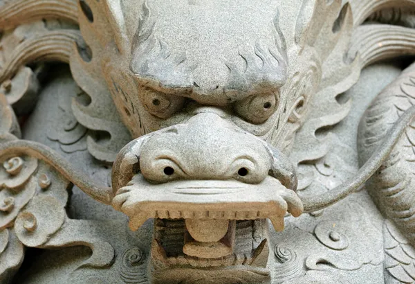Statua del drago cinese nel tempio — Foto Stock