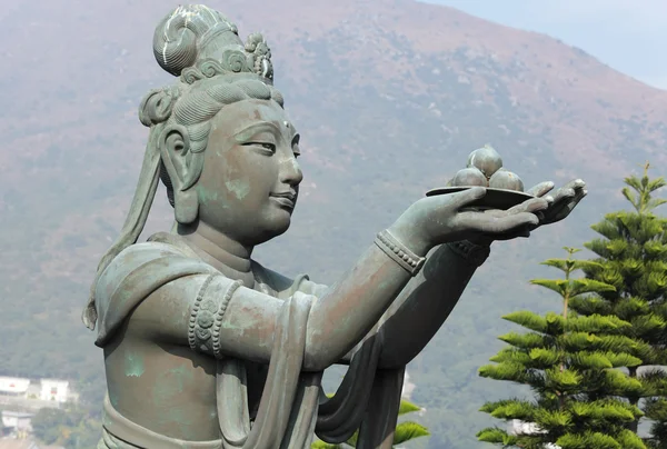 Статуя в китайском храме — стоковое фото