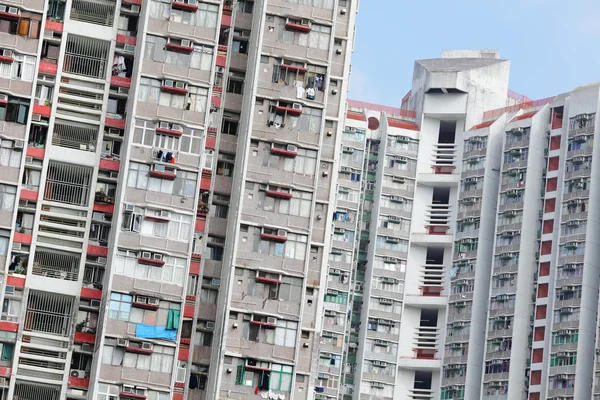 Hong Kong 'da halka açık bir apartman. — Stok fotoğraf