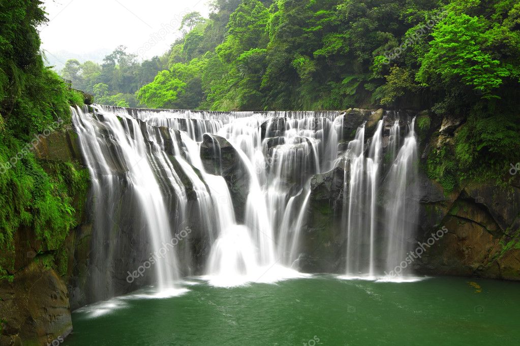 Waterfalls in shifen taiwan