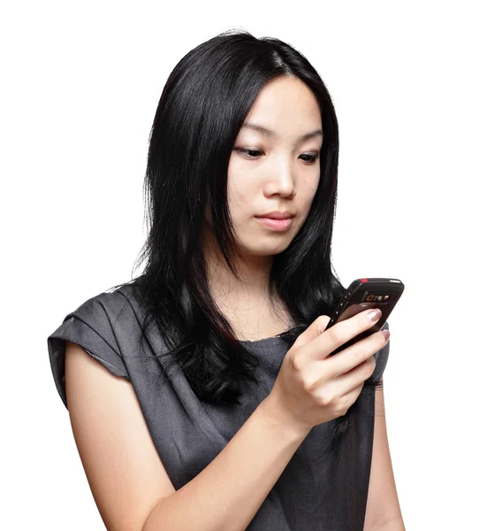 Meisje sms op mobiele telefoon — Stockfoto