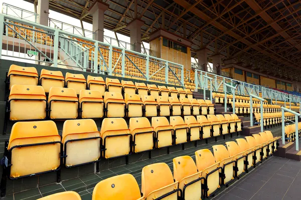 Пустые места на стадионе — стоковое фото