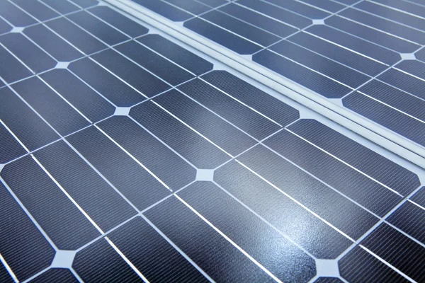 Células fotovoltaicas do painel solar — Fotografia de Stock