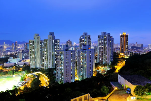 Aglomerado urbano por la noche — Foto de Stock